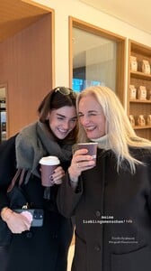 [2025.10.19] celinebethmann-fabienne.bethmann_3746918901817580399.jpg