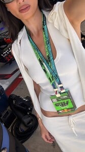 [2025.10.19] kelseymerritt_3747037507918735461.jpg
