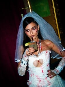 [2025.10.23] victoriajustice_568682427_18628388893006824_4960567756107850542_n.jpg