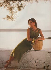 34-ELLEGR-Aug-1992-m.JaneMayle-ph.HarrisChristopoulos.jpg