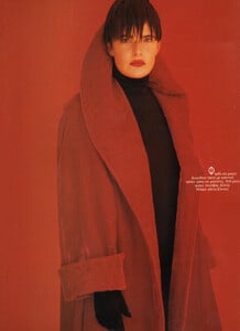 45-MARIECLAIREGR-Oct-1989-m.Unk-ph.HarrisChristopoulos.jpg