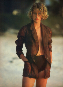 51-MARIECLAIREGR-May-1989-m.LisaKaufmann-ph.PatrickDemarchelier.jpg