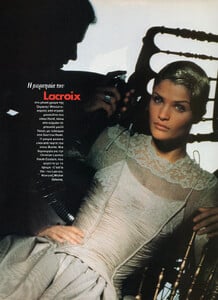 60-ELLEGR-Dec-1993-m.NadjaAuermannHelenaChristensenYasmeenGhauriHeatherStewart-Whyte-ph.ChicoBialas.jpg