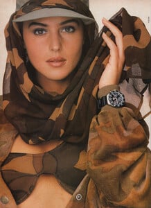 61-ELLEGR-Apr-1990-m.MonicaBellucciAnnaOstbergGrethaCavazzoni-ph.OlivieroToscani.jpg