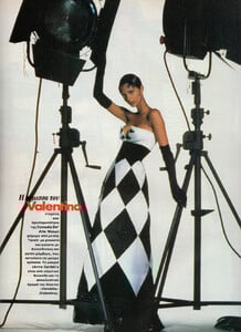 62-ELLEGR-Dec-1993-m.NadjaAuermannHelenaChristensenYasmeenGhauriHeatherStewart-Whyte-ph.ChicoBialas.jpg