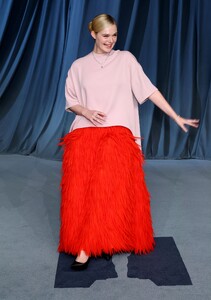 652776063_elle4-5.jpg