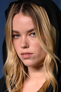 652963671_hqcelebcorner-net_05.jpg
