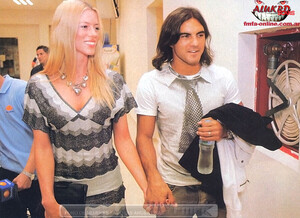 69193_07-Pronto11Abril07-AlukrdScans-NicoleNeumann_123_248lo.jpg