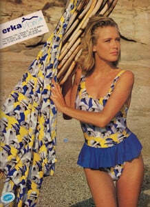 76-ELLEGR-Jun-1989-ERKA-m.Unk-ph.Unk.jpg