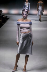 Blumarine 1998 Women RTW 83.jpg