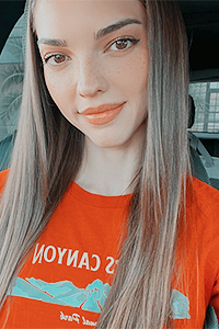 Colleen Cole7.png