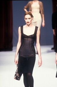 Dolce Gabbana 1996 Women RTW 9.jpg