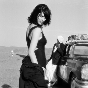 DominiqueIssermann_SusieBick_Elle1990_03.jpg