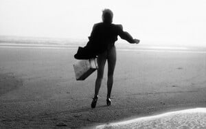 DominiqueIssermann_SusieBick_Perfect1991_08.jpg