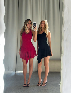 EVenz - TigerMist - TMV17124_FIORELLA_DRESS_REDLACE_SOCIAL3 (+SaskiaTJ).png