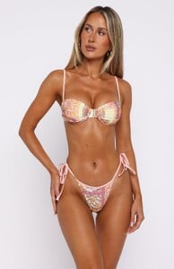 EVenz - WFox - Destino Bikini Top Sunset Belle_white-fox-sabryna-bottoms-destino-bikini-top-sunset-belle-multi02.jpg