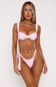 EVenz - WFox - Elouera Bikini Top Blossom_fwEwjUXQ.jpg