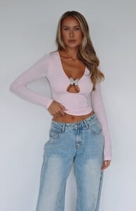 EVenz - WFox - FLUTTER_AWAY_LONG_SLEEVE_TOP_14.1.2025_03.jpg
