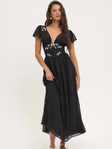 Emmie_Chiffon_Maxi_Dress_Black_On_Model_4_2000x.jpg