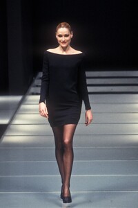 Gianfranco Ferre 1996 Women RTW 131.jpg
