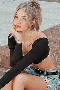 Jessica Felter5.png