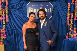 Johnnie_Walker_Blue_Hosts_Evening_Celebration_With_Designer___Collaborator_Rahul_Mishra_-_Bl_282529.jpg