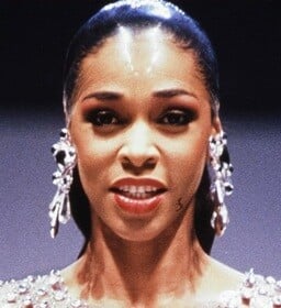 KathyJeanLouis - face - 1991.jpg