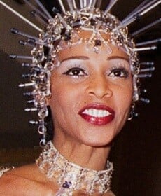 KathyJeanLouis - face - 1996.jpg