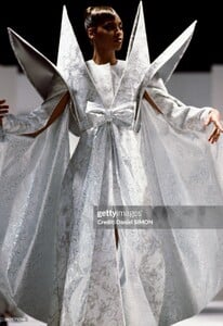 KathyJeanLouis s86rabanneHC-965571098.jpg