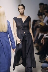 LindaIvancic_JilSanderSS1993_04.jpg