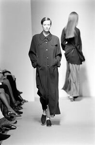 LindaIvancic_JilSanderSS1993_17.jpg