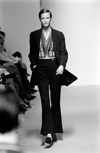 LindaIvancic_JilSanderSS1993_27.jpg