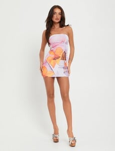 NSole - TMist - TM12458_SARIAH_TOP_FLORAL_RESHOOT_3_03d99609-8158-4965.jpg