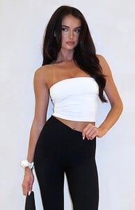 NSole - WFox - Limitless Capri Discipline Strapless Top 14.1.2025 01.jpg