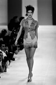 StephanieSeymour_ToddOldhamSS1995_16.jpg