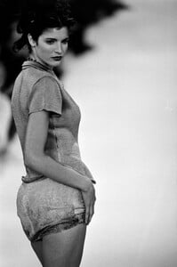 StephanieSeymour_ToddOldhamSS1995_23.jpg