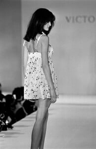 StephanieSeymour_Victoria'sSecret1996_06.jpg