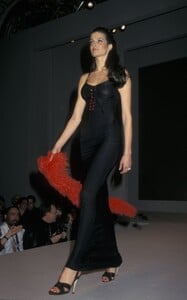 StephanieSeymour_Victoria'sSecret1997_06.jpg