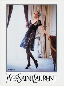 VogueParisSeptember1991_058.jpg