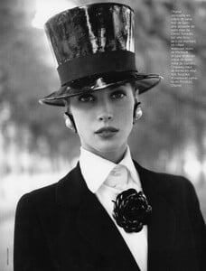 VogueParisSeptember1991_169.jpg