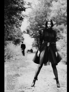 VogueParisSeptember1991_211.jpg