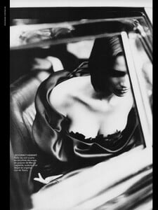 VogueParisSeptember1991_213.jpg