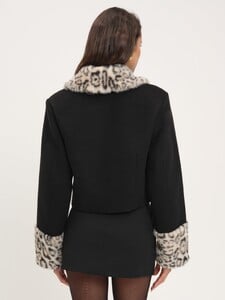 Zelda_Jacket_Black_Leopard_On_Model_3_2000x.jpg