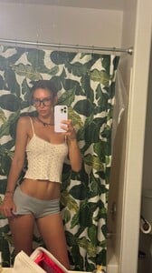 rachelcook14-2025-10-24T16-42-02.jpg