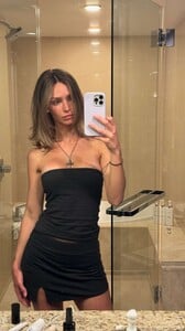rachelcook14-2025-10-24T19-18-43.jpg