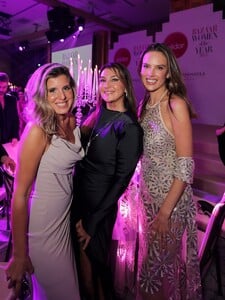 [2025.11.05] harpersbazaarturkiye_573441661_18537054262003423_1455955842281217624_n.jpg