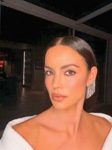 [2025.11.08] sofiaresing_579343146_18538129579031551_3473087859046093631_n.jpg