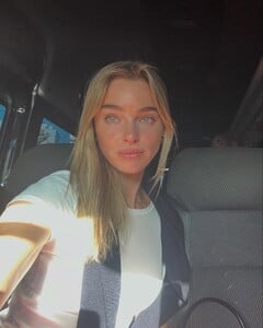 [2025.11.10] elizabethcturner_574460810_18537933793052750_1841044145853922249_n.jpg