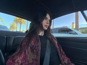 [2025.11.15] kendalljenner_581781648_18975093853044931_3048141790618560097_n.jpg