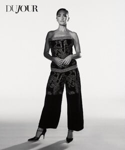 [2025.11.17] minkakelly_582016582_18545152030005427_7809163727954847028_n.jpg